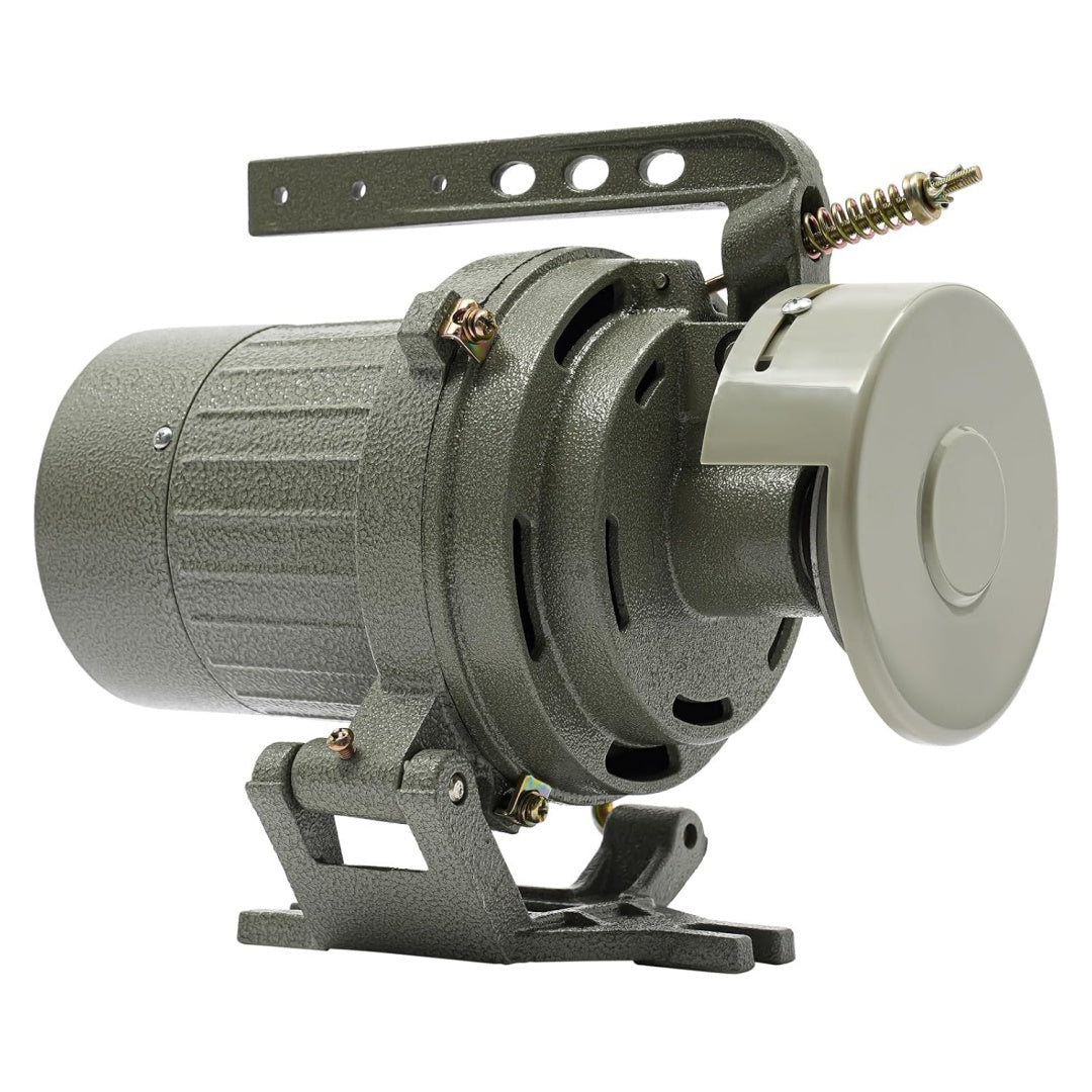 Moteur pour maintenance associant le remplacement de la piece adaptee au coloris gris et noir